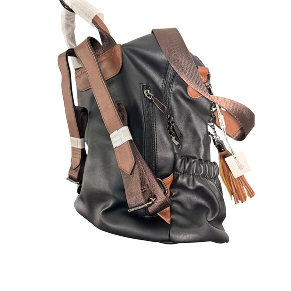 Gluci Convertible Leopard Bookbag with Shoulder strap and Wristlet Purse NWT‎ - Picture 16 of 16